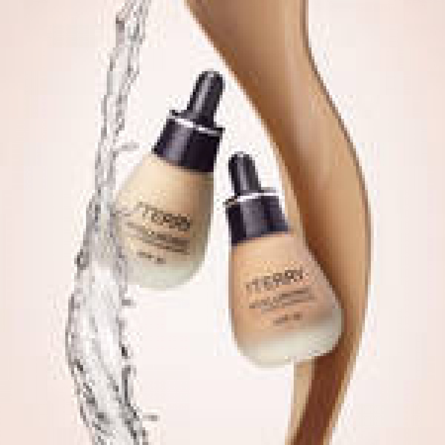 BY TERRY HYALURONIC HYDRA-FOUNDATION SPF 30 100W 102